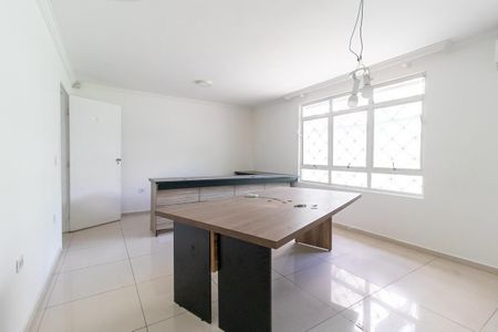 Casa para alugar com 300m², 8 quartos e 4 vagas Casa para alugar com 300m², 8 quartos e 4 vagasQuarto 5
