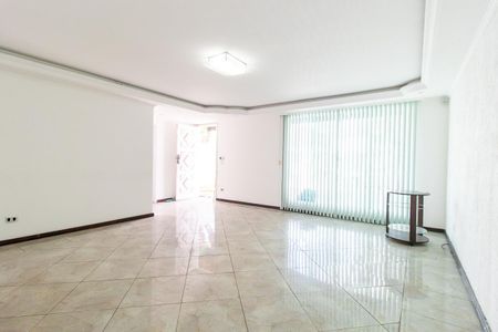 Casa para alugar com 300m², 8 quartos e 4 vagas Casa para alugar com 300m², 8 quartos e 4 vagasSala