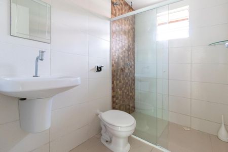 Casa para alugar com 300m², 8 quartos e 4 vagas Casa para alugar com 300m², 8 quartos e 4 vagasBanheiro 2