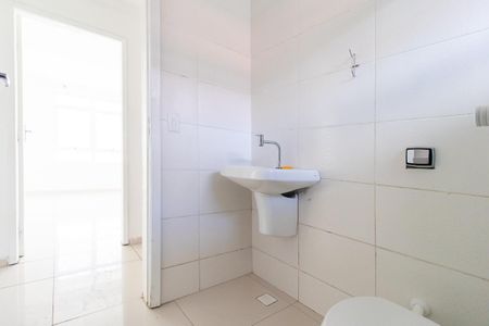 Casa para alugar com 300m², 8 quartos e 4 vagas Casa para alugar com 300m², 8 quartos e 4 vagasBanheiro 1