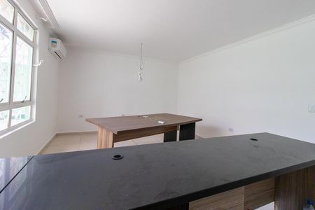 Casa para alugar com 300m², 8 quartos e 4 vagas Casa para alugar com 300m², 8 quartos e 4 vagasQuarto 5