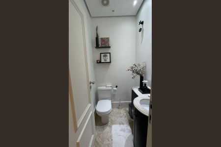 Casa de condomínio à venda com 220m², 3 quartos e 4 vagas