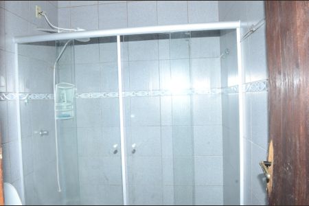 Casa à venda com 230m², 3 quartos e 2 vagasBanheiro Corredor