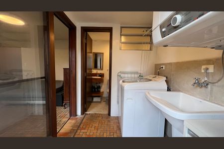 Casa à venda com 133m², 3 quartos e 2 vagasÁrea de Serviço