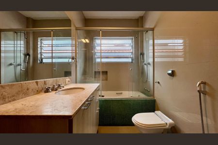 Casa à venda com 133m², 3 quartos e 2 vagasBanheiro Social