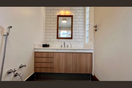 Casa à venda com 133m², 3 quartos e 2 vagasBanheiro da Suíte