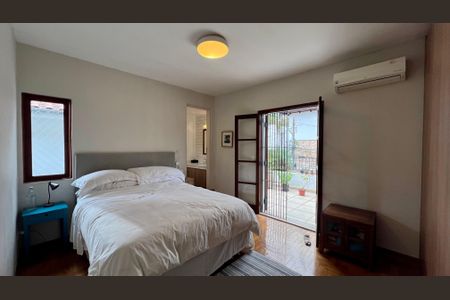 Casa à venda com 133m², 3 quartos e 2 vagasSuite