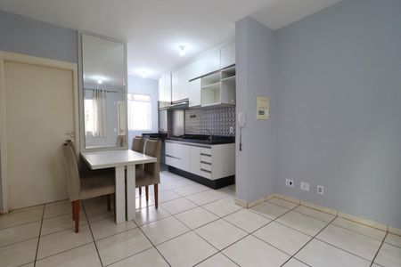 Sala de apartamento para alugar com 2 quartos, 42m² em Subsetor Norte - 1 (N-1), Ribeirão Preto