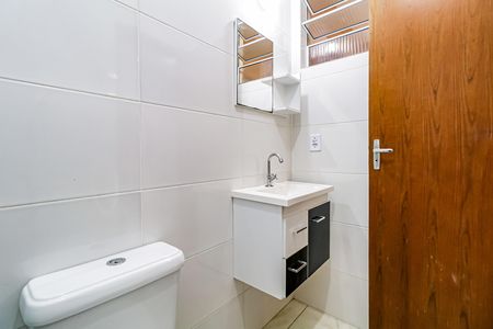 Banheiro Social de apartamento para alugar com 1 quarto, 30m² em Jardim Bonfiglioli, São Paulo