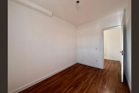 Quarto de apartamento à venda com 2 quartos, 65m² em Vila Industrial (campinas), Campinas