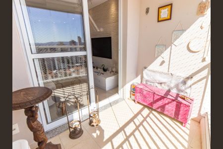 Apartamento à venda com 70m², 2 quartos e 2 vagasVaranda