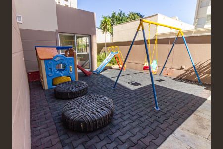 Apartamento à venda com 70m², 2 quartos e 2 vagasÁrea comum - Playground