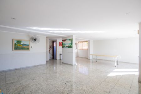 Apartamento para alugar com 52m², 1 quarto e 1 vaga Apartamento para alugar com 52m², 1 quarto e 1 vagaÁrea comum - Salão de festas