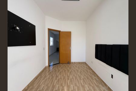 Apartamento à venda com 100m², 2 quartos e 2 vagasQuarto 2