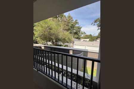 Casa de condomínio à venda com 201m², 3 quartos e 2 vagas