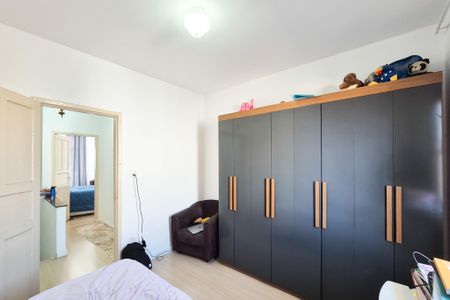 Casa à venda com 184m², 3 quartos e 2 vagas Casa à venda com 184m², 3 quartos e 2 vagasQuarto 2