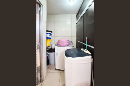 Casa à venda com 184m², 3 quartos e 2 vagas Casa à venda com 184m², 3 quartos e 2 vagasÁrea de Serviço