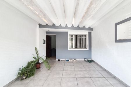 Casa à venda com 184m², 3 quartos e 2 vagas Casa à venda com 184m², 3 quartos e 2 vagasGaragem