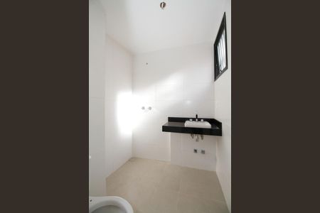 Casa à venda com 140m², 2 quartos e 2 vagas Casa à venda com 140m², 2 quartos e 2 vagasBanheiro da Suíte