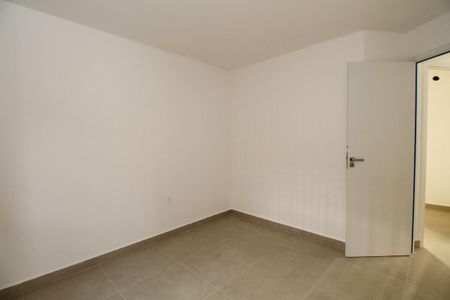 Casa à venda com 140m², 2 quartos e 2 vagas Casa à venda com 140m², 2 quartos e 2 vagasSuíte