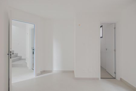 Casa de condomínio à venda com 140m², 2 quartos e 2 vagas Casa de condomínio à venda com 140m², 2 quartos e 2 vagasSuíte