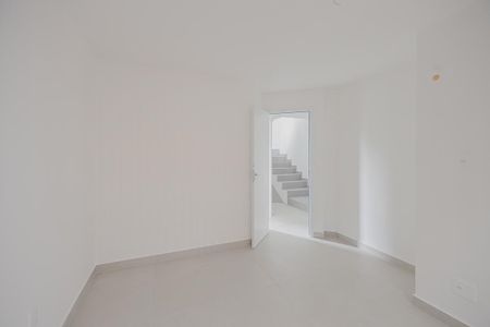 Casa de condomínio à venda com 140m², 2 quartos e 2 vagas Casa de condomínio à venda com 140m², 2 quartos e 2 vagasSuíte