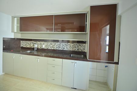Apartamento para alugar com 105m², 3 quartos e 2 vagasCozinha