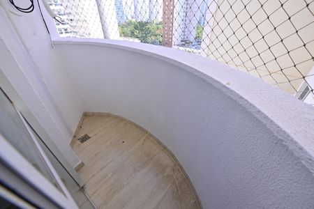 Apartamento para alugar com 105m², 3 quartos e 2 vagasSacada