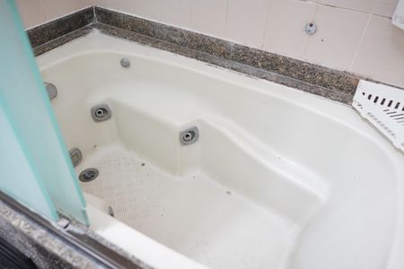 Apartamento à venda com 125m², 3 quartos e 2 vagasBanheiro da Suíte