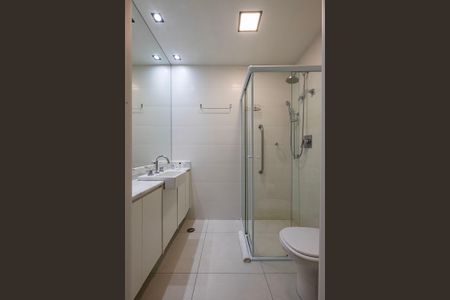 Studio para alugar com 25m², 1 quarto e sem vaga Studio para alugar com 25m², 1 quarto e sem vagaBanheiro Social