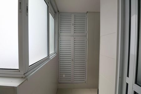 Apartamento para alugar com 105m², 2 quartos e 1 vagaÁrea de Serviço