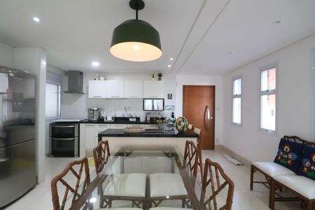 Apartamento para alugar com 105m², 2 quartos e 1 vagaSala