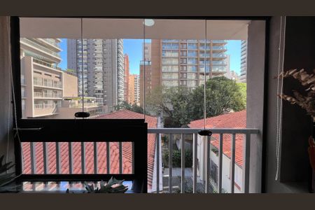 Varanda de kitnet/studio para alugar com 1 quarto, 23m² em Pinheiros, São Paulo