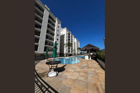 Apartamento à venda com 84m², 2 quartos e 3 vagasFoto 01