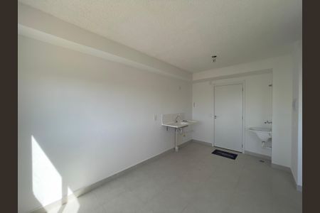 Apartamento para alugar com 32m², 2 quartos e 1 vaga Apartamento para alugar com 32m², 2 quartos e 1 vagaCozinha e Área de Serviço