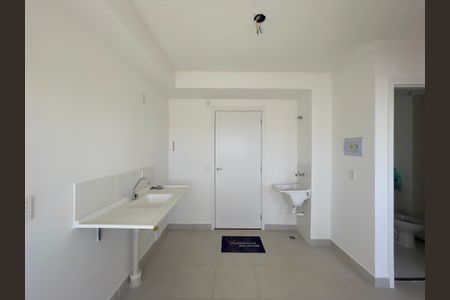 Apartamento para alugar com 32m², 2 quartos e 1 vaga Apartamento para alugar com 32m², 2 quartos e 1 vagaCozinha e Área de Serviço