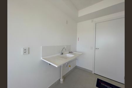 Apartamento para alugar com 32m², 2 quartos e 1 vaga Apartamento para alugar com 32m², 2 quartos e 1 vagaCozinha e Área de Serviço