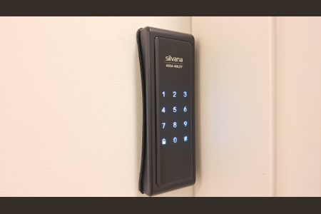 Apartamento para alugar com 25m², 1 quarto e sem vaga Apartamento para alugar com 25m², 1 quarto e sem vagaFechadura eletrônica