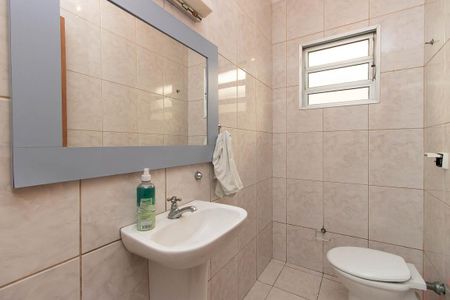 Casa à venda com 121m², 3 quartos e 2 vagasLavabo