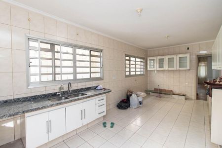 Casa à venda com 121m², 3 quartos e 2 vagasCozinha