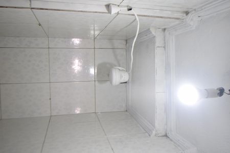 Casa à venda com 100m², 3 quartos e sem vagaBanheiro