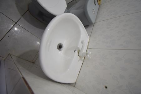 Casa à venda com 100m², 3 quartos e sem vagaBanheiro