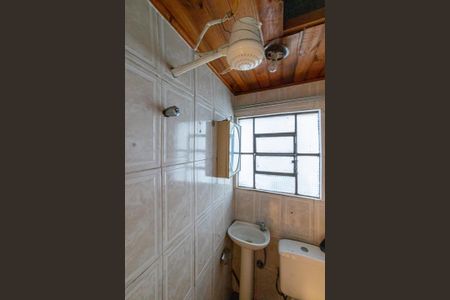 Casa à venda com 162m², 2 quartos e 3 vagas Casa à venda com 162m², 2 quartos e 3 vagasCasa 1 - Banheiro