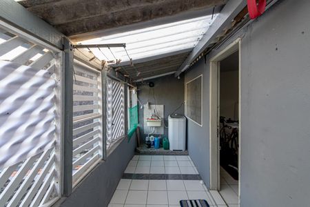 Casa à venda com 162m², 2 quartos e 3 vagas Casa à venda com 162m², 2 quartos e 3 vagasÁrea de Serviço 1