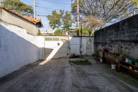 Casa à venda com 162m², 2 quartos e 3 vagas Casa à venda com 162m², 2 quartos e 3 vagasGaragem
