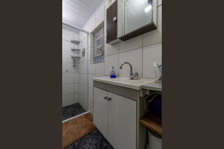 Casa à venda com 162m², 2 quartos e 3 vagas Casa à venda com 162m², 2 quartos e 3 vagasCasa 2 - Banheiro