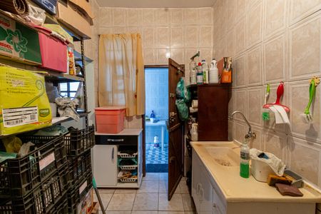 Casa à venda com 162m², 2 quartos e 3 vagas Casa à venda com 162m², 2 quartos e 3 vagasCasa 1 - Cozinha