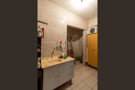 Casa à venda com 162m², 2 quartos e 3 vagas Casa à venda com 162m², 2 quartos e 3 vagasCasa 1 - Cozinha