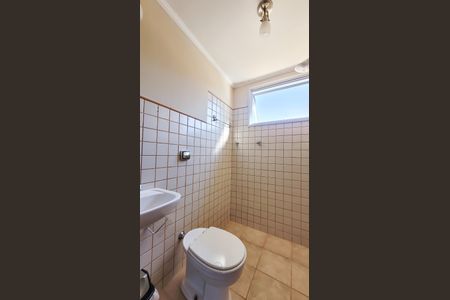 Casa para alugar com 440m², 5 quartos e 6 vagas Casa para alugar com 440m², 5 quartos e 6 vagasBanheiro Área gourmet