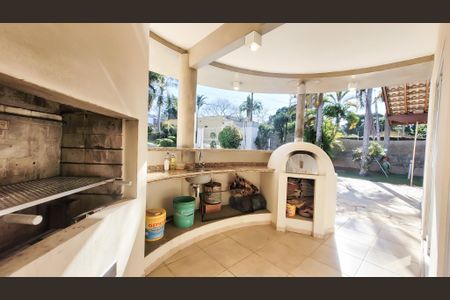 Casa para alugar com 440m², 5 quartos e 6 vagas Casa para alugar com 440m², 5 quartos e 6 vagasChurrasqueira